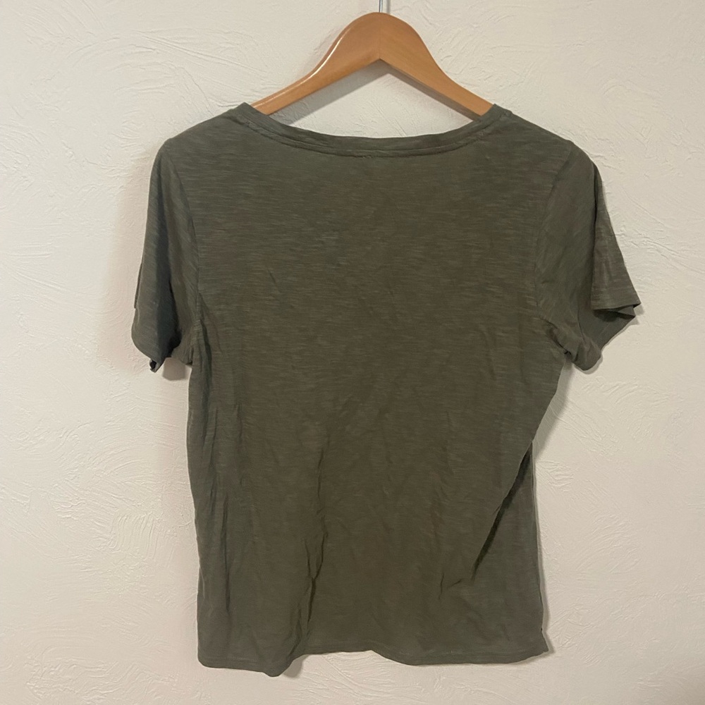Pact V Neck tshirt - Picture 2 of 4